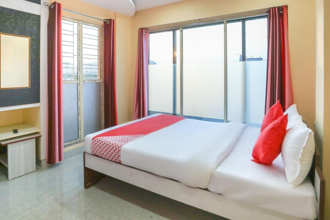 Oyo 62042 Niloy Guest House Jādabpur Buitenkant foto