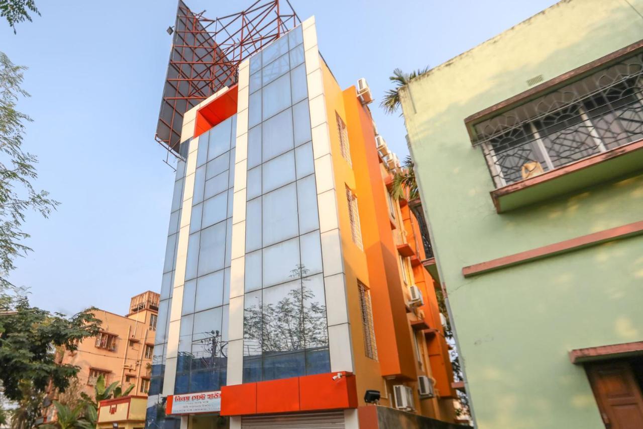Oyo 62042 Niloy Guest House Jādabpur Buitenkant foto